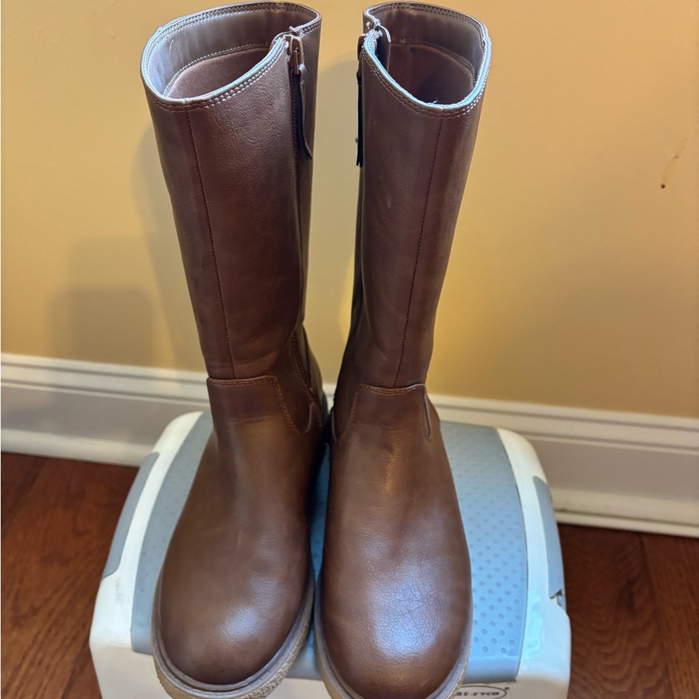 Kids Brown Knee-High Boots Size 4